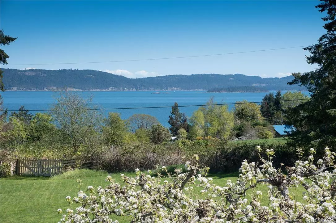 Salt Spring, BC V8K 1B6,162 Hedger Rd