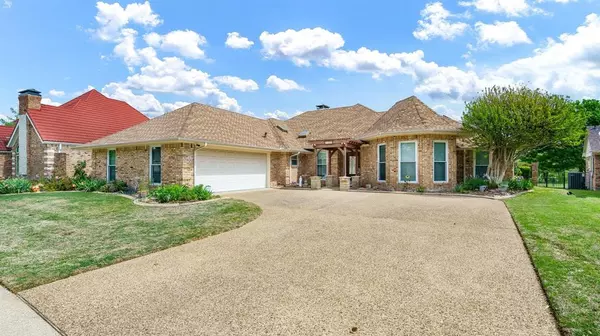 2705 Oak Point Drive, Garland, TX 75044