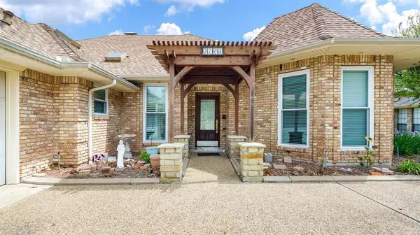 Garland, TX 75044,2705 Oak Point Drive