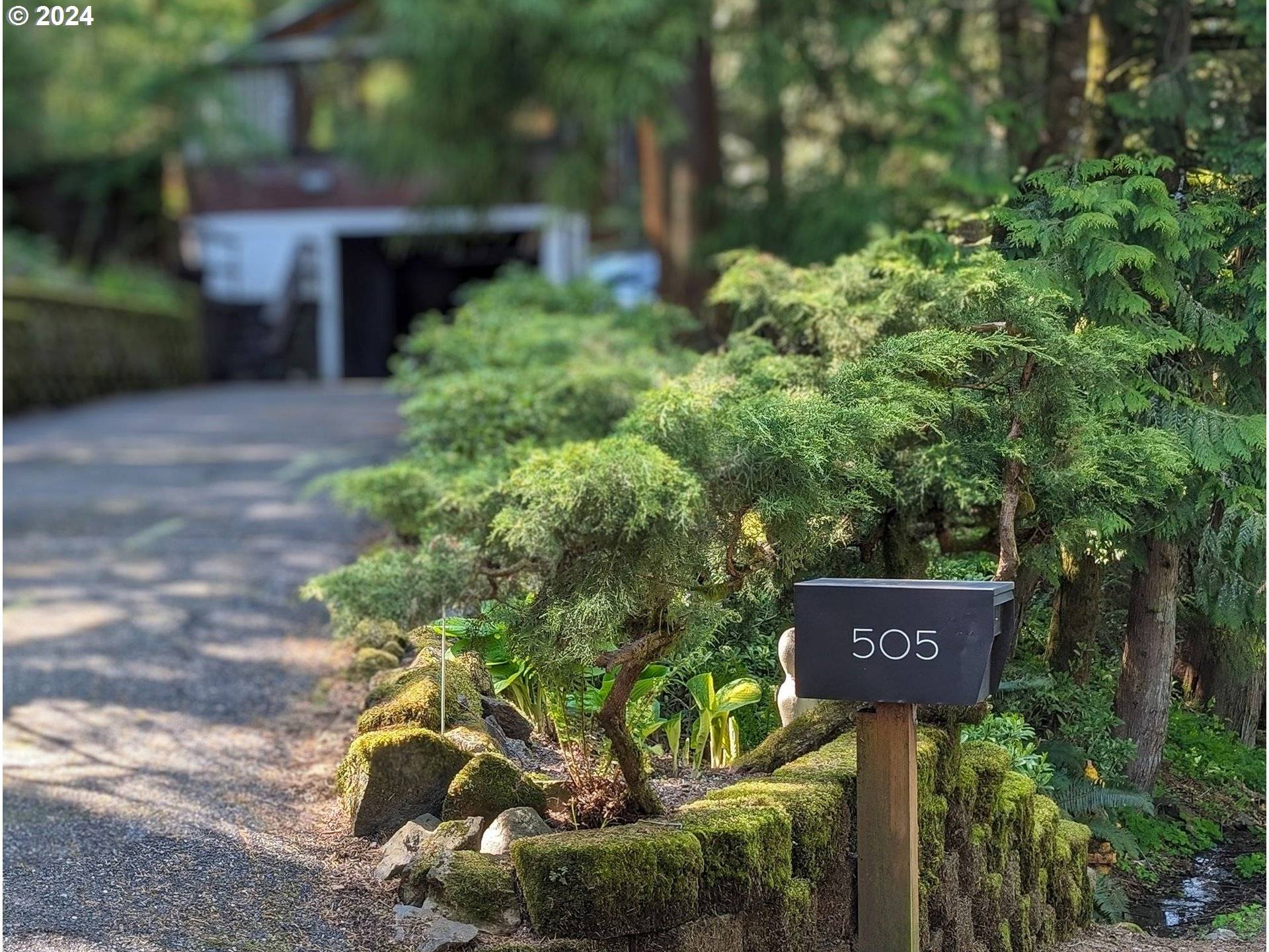 Portland, OR 97229,505 NW GREENLEAF RD