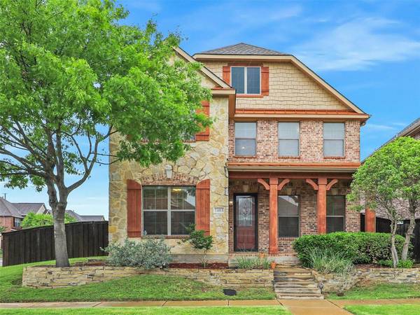 1483 Cambridge Drive, Lewisville, TX 75077