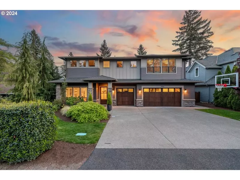 4350 LORDS LN, Lake Oswego, OR 97035