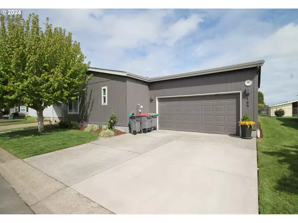 Mc Minnville, OR 97128,4155 NE THREE MILE LN #169