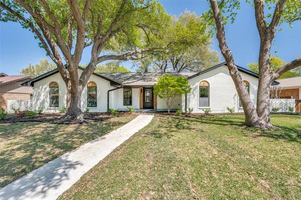 7423 Tangleglen Drive, Dallas, TX 75248