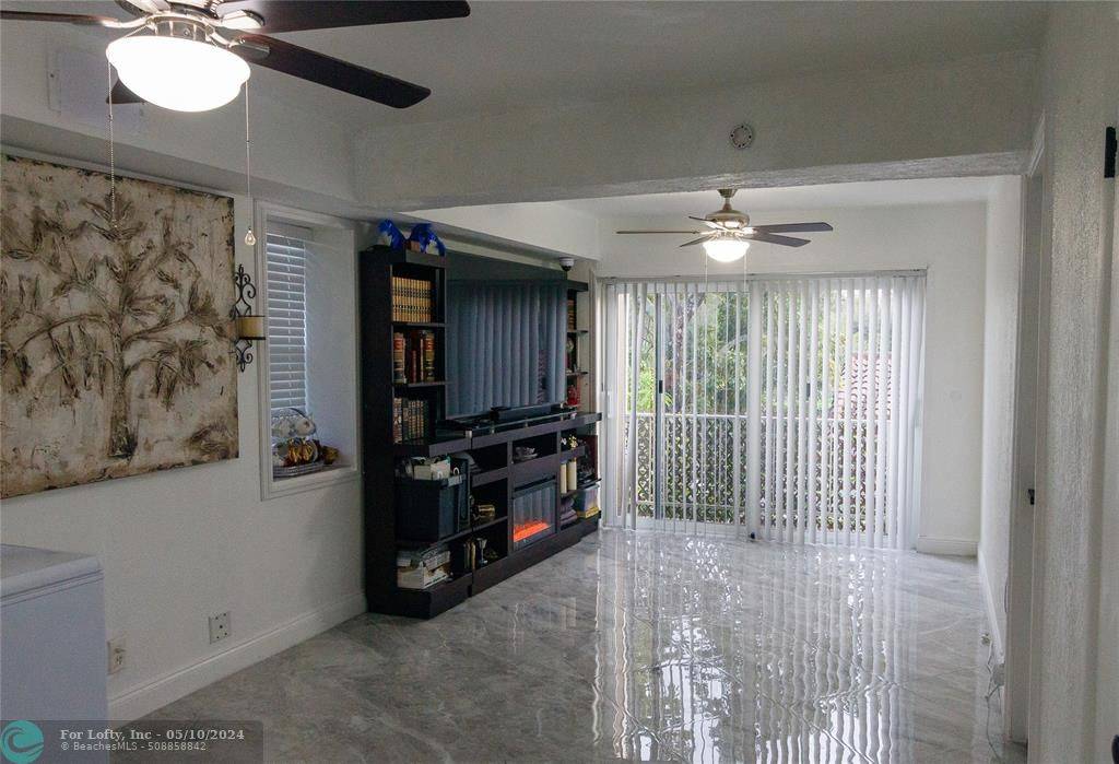 Coral Springs, FL 33065,3750 NW 115th Ave  #4-5