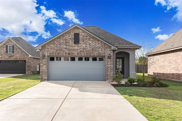 1908 Valdemar Place,  Bossier City,  LA 71112