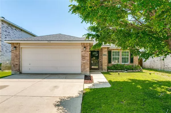 1932 Shasta View Drive, Fort Worth, TX 76247