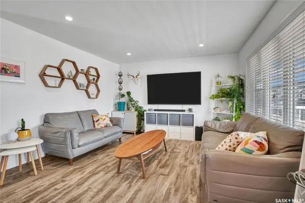 427 Golden Willow WAY, Warman, SK S0K 4S2