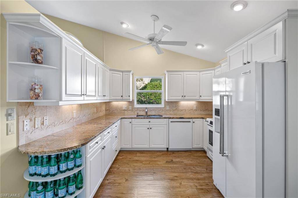 Naples, FL 34110,325 Carinosa CT 18-2
