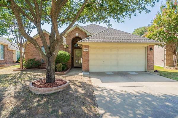 4624 Island Bay Drive,  Arlington,  TX 76016