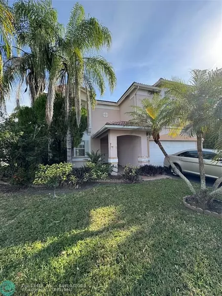 60 Gables Blvd, Weston, FL 33326