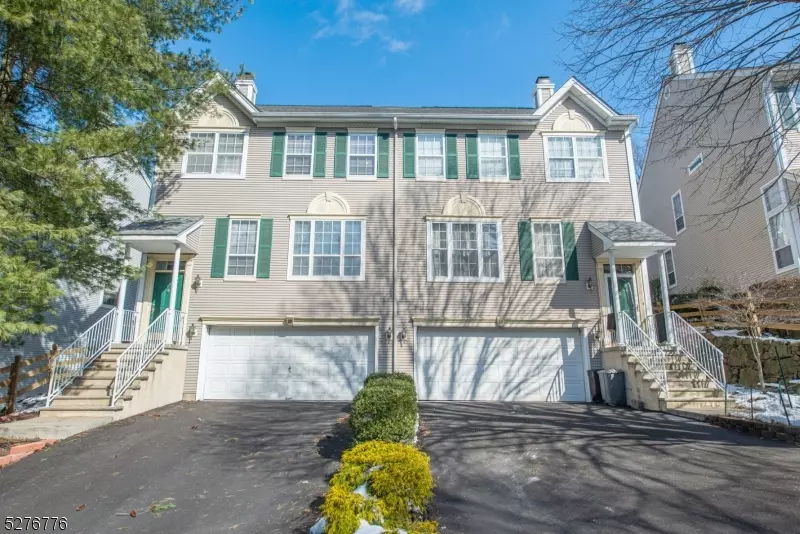 19 Warbler Dr, Wayne Twp., NJ 07470