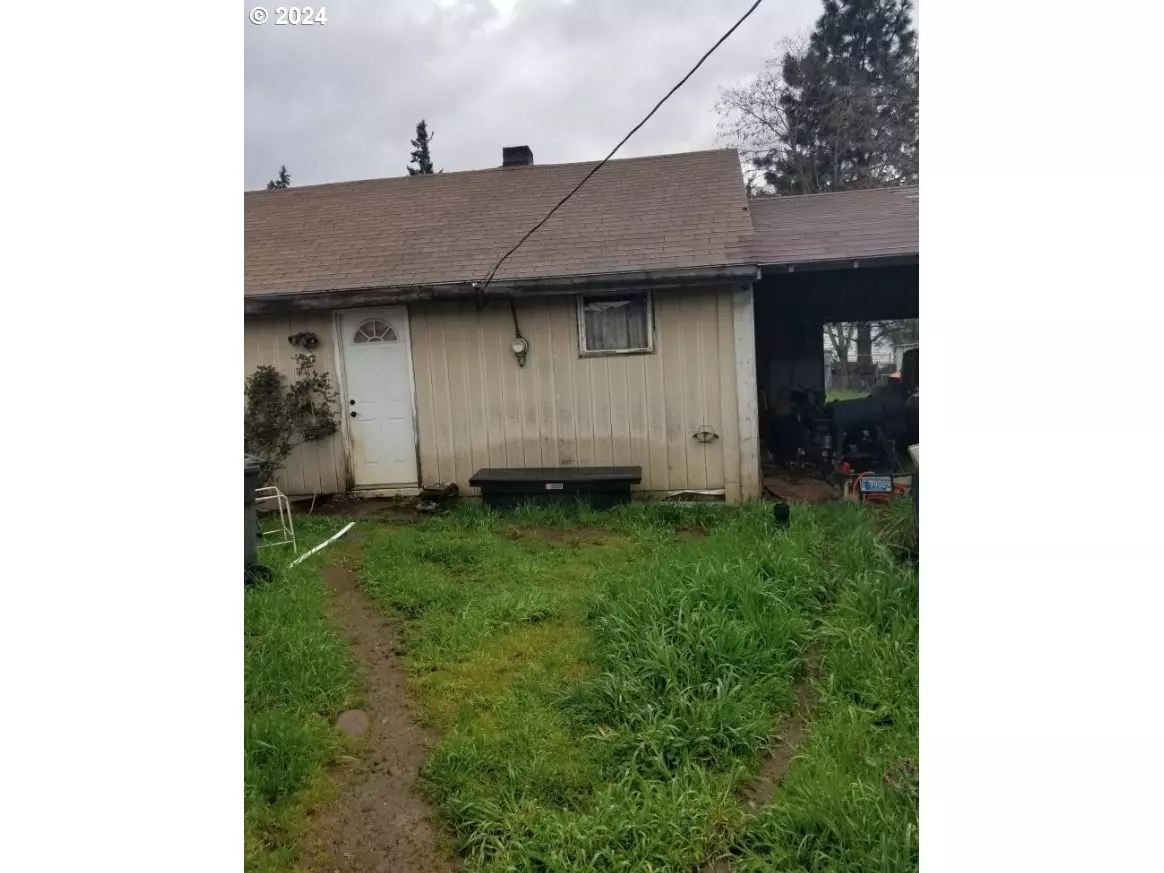 Portland, OR 97206,7115 SE FERN AVE