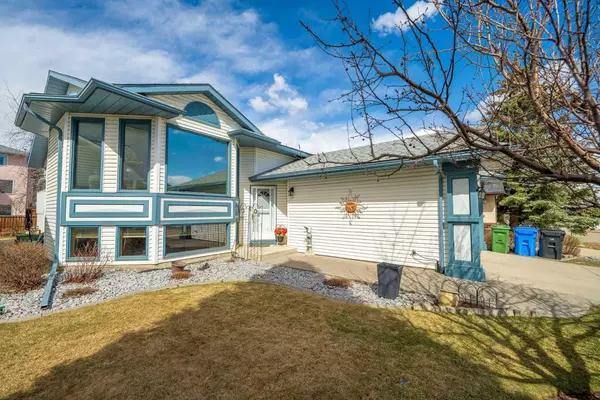 Calgary, AB T3A5B6,108 Hidden Vale CRES NW