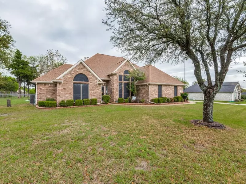 2631 Skinner Road, Midlothian, TX 76065