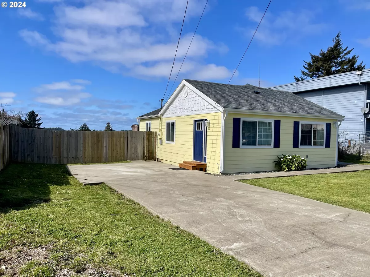 Coos Bay, OR 97420,350 S CAMMANN ST