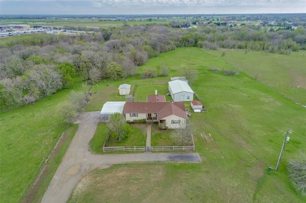 13590 Joe Allen Road, Pilot Point, TX 76258