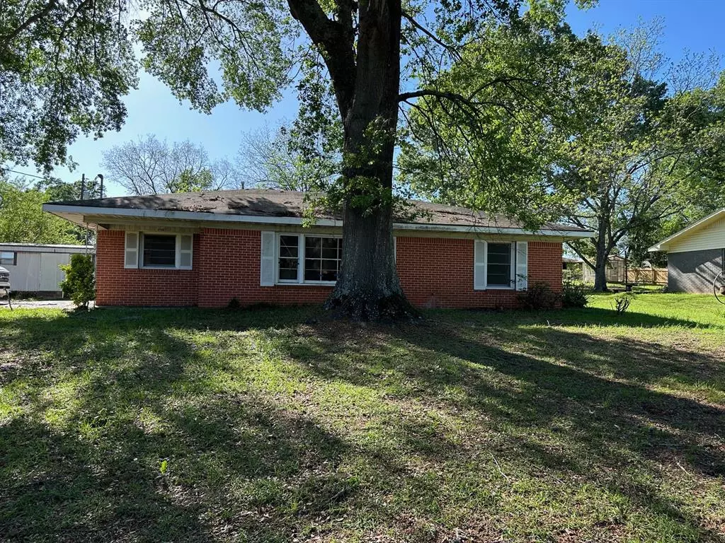 Minden, LA 71055,419 Fincher Road