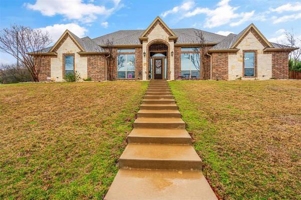 3608 Foot Hills Drive, Weatherford, TX 76087