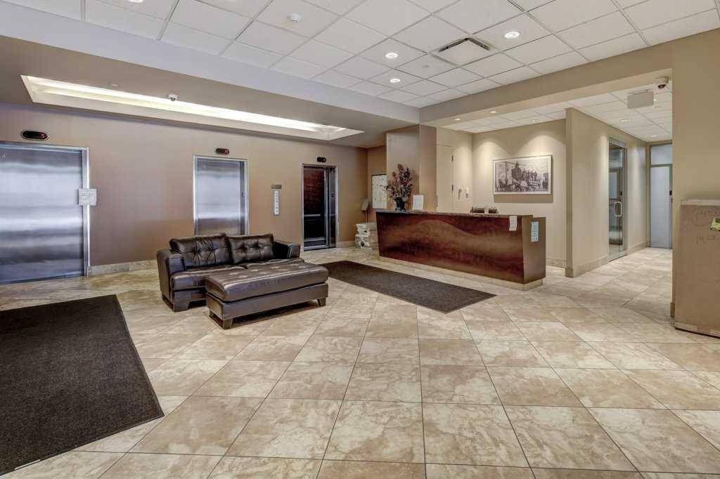 Calgary, AB T2P 0G7,738 3 AVE SW #1411