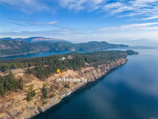 Pender Island, BC V0N 2M2,6919 Pirates Rd