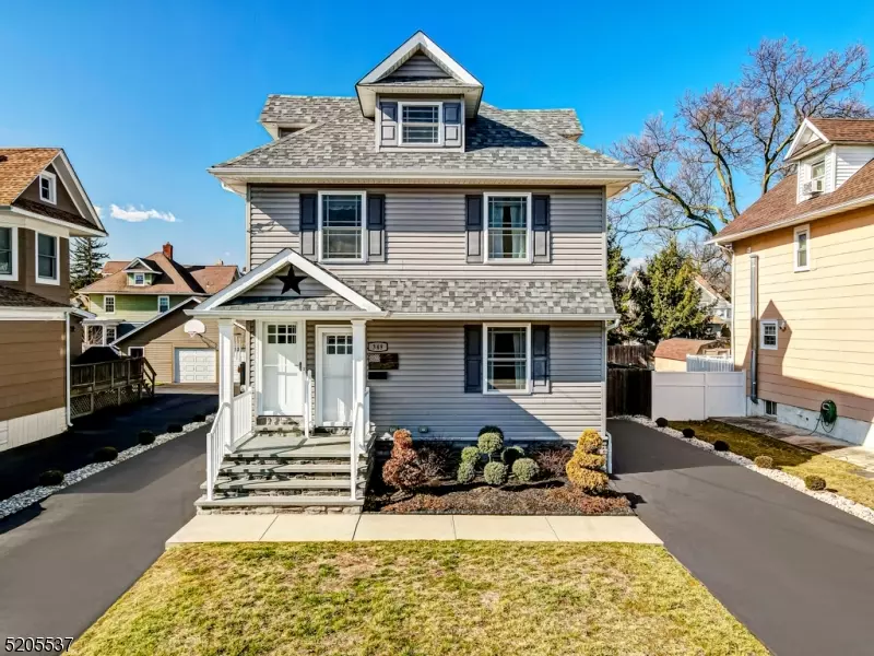 348 1St St, Dunellen Boro, NJ 08812