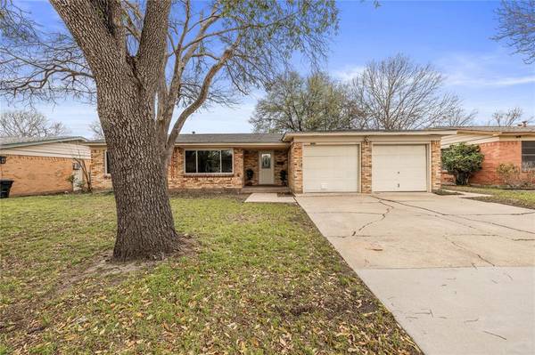 13923 Birchlawn Drive,  Farmers Branch,  TX 75234