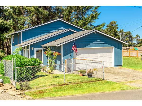 435 SE INLET AVE, Lincoln City, OR 97367