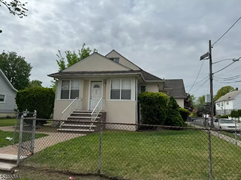 265 Delawanna Ave, Clifton City, NJ 07014