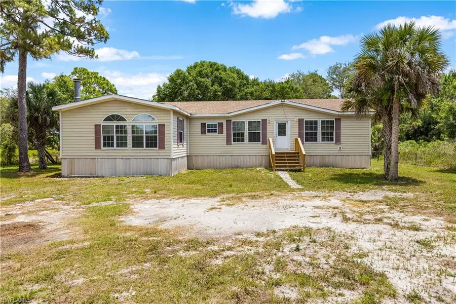 615 Olivo ST, Clewiston, FL 33440