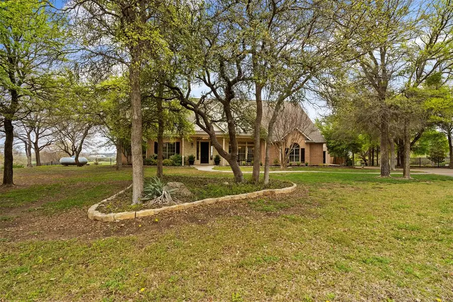 181 Oakcrest Hills Drive, Aledo, TX 76008