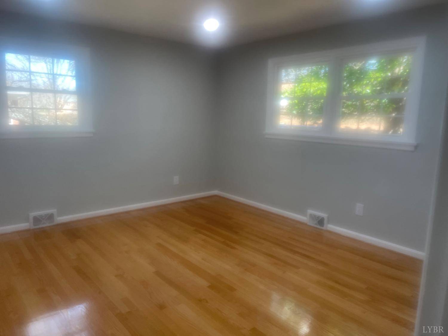 Lynchburg, VA 24502,209 Beverly Hills CIR