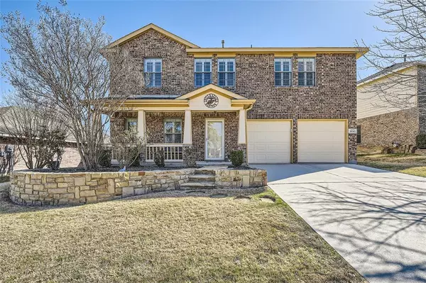 9841 Rimstone Drive, Fort Worth, TX 76108