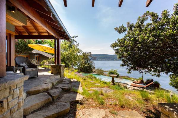 102 Trueworthy Rd, Saturna Island, BC V0N 2Y0