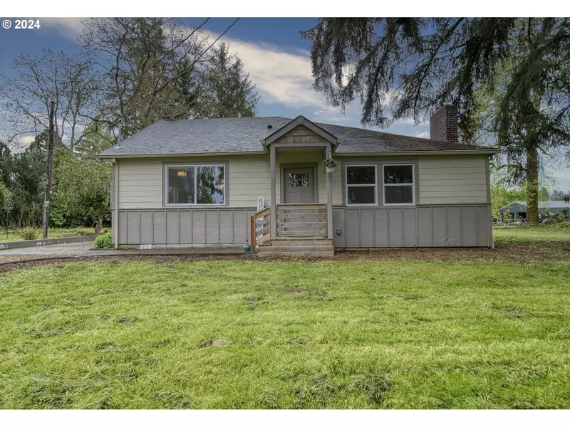 53698 MCKAY DR, Scappoose, OR 97056