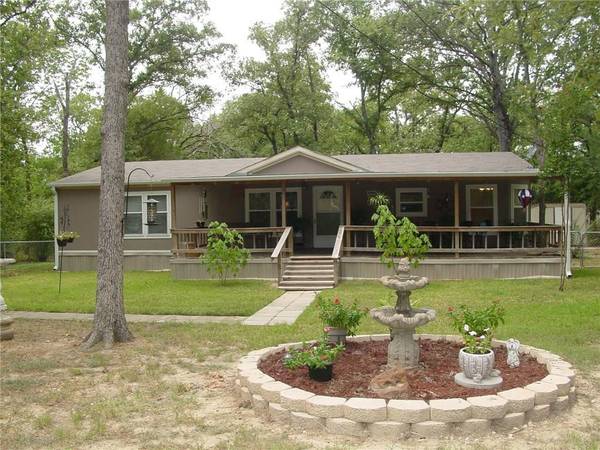 14536 Davy Crockett Row, Log Cabin, TX 75148