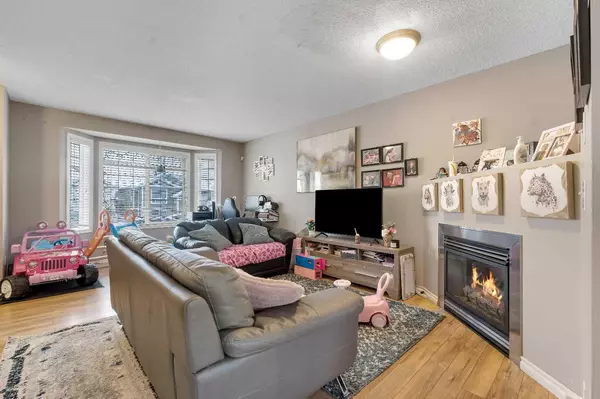 Calgary, AB T3J 4R6,143 Saddlemont CRES NE