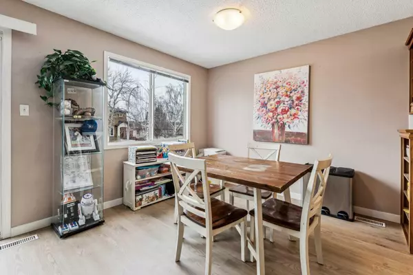 Calgary, AB T3B 1V2,7419/7417 36 AVE NW