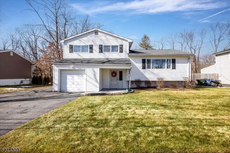 23 Glendale Rd, Mount Olive Twp., NJ 07836