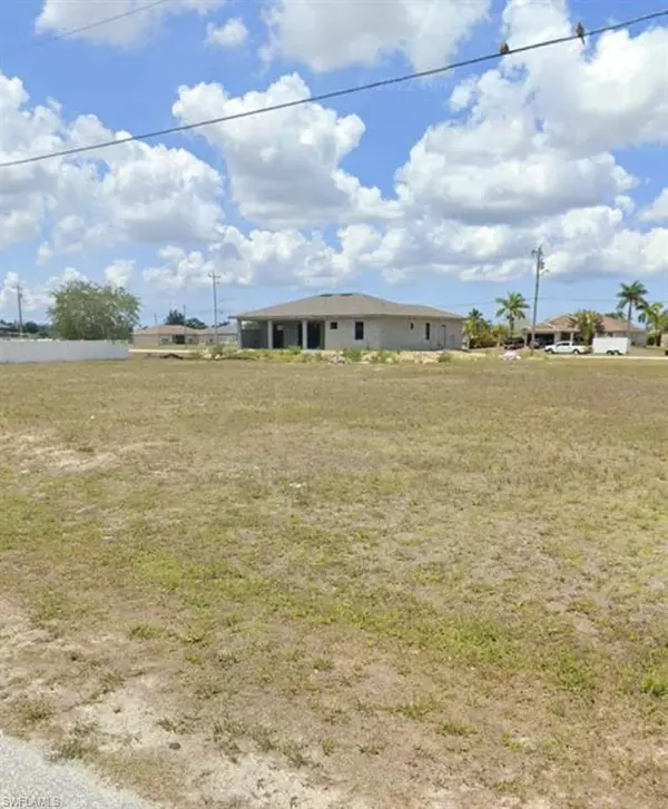 1720 15 PL, Cape Coral, FL 33993