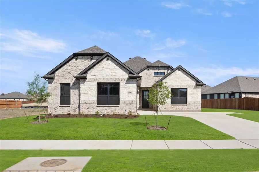 2336 Rams Horn Drive, Waxahachie, TX 75167