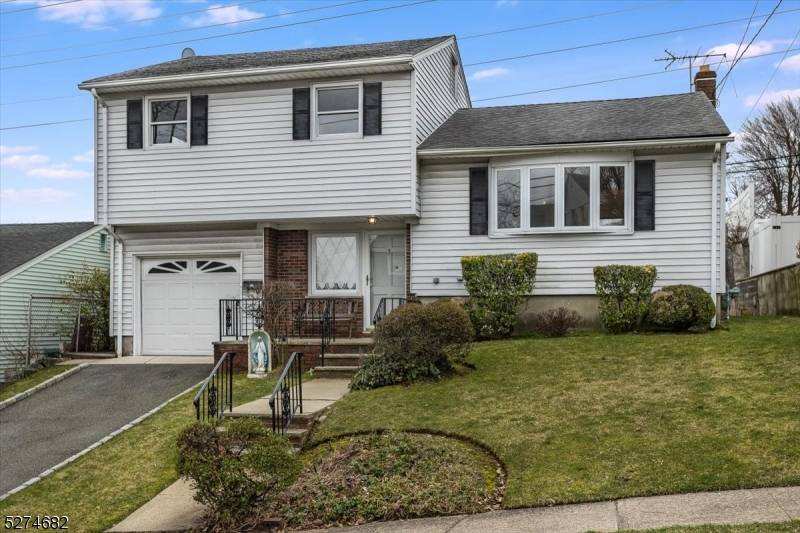 9 Carrie Ct, Nutley Twp., NJ 07110