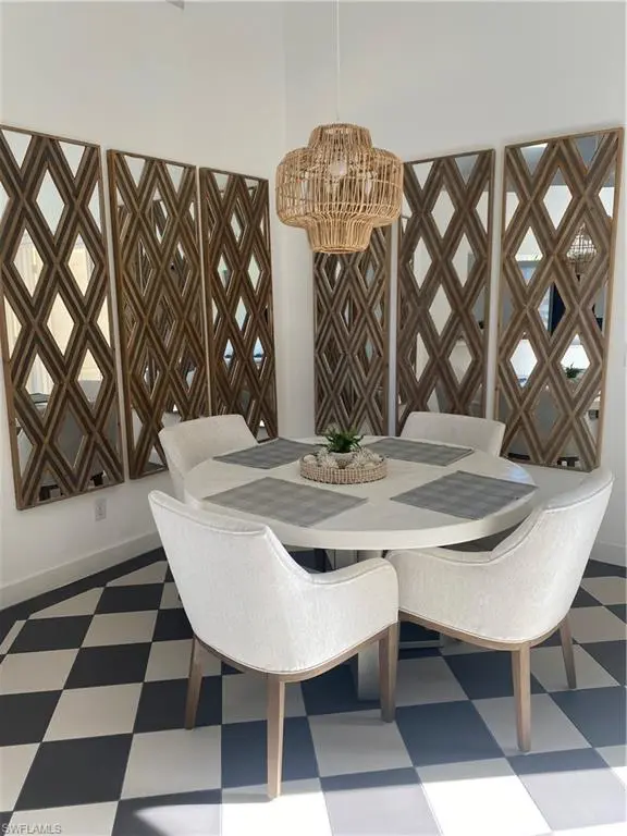 577 Beachwalk CIR R-203, Naples, FL 34108