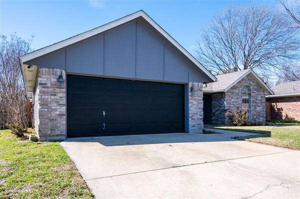 North Richland Hills, TX 76180,4005 Garden Park Drive