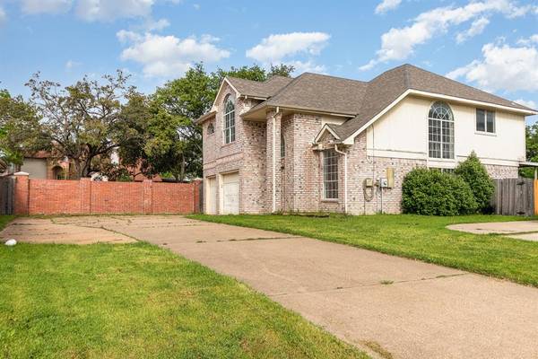 6945 Hickory Creek, Plano, TX 75023