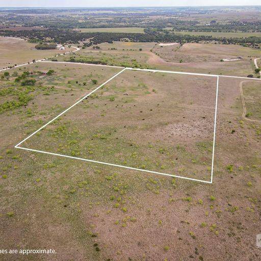 Hamilton, TX 76531,310 County Road 621