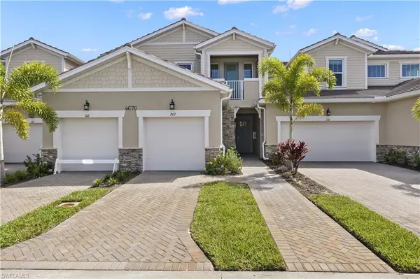 Naples, FL 34112,4676 Arboretum CIR 102