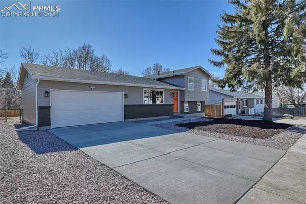 Colorado Springs, CO 80915,1913 WOOTEN RD