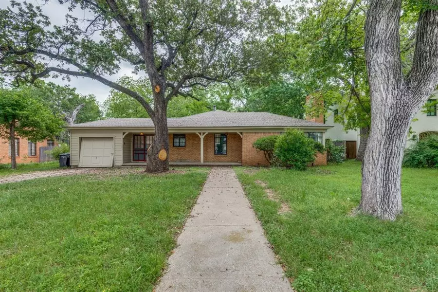 612 N Bailey Avenue, Fort Worth, TX 76107