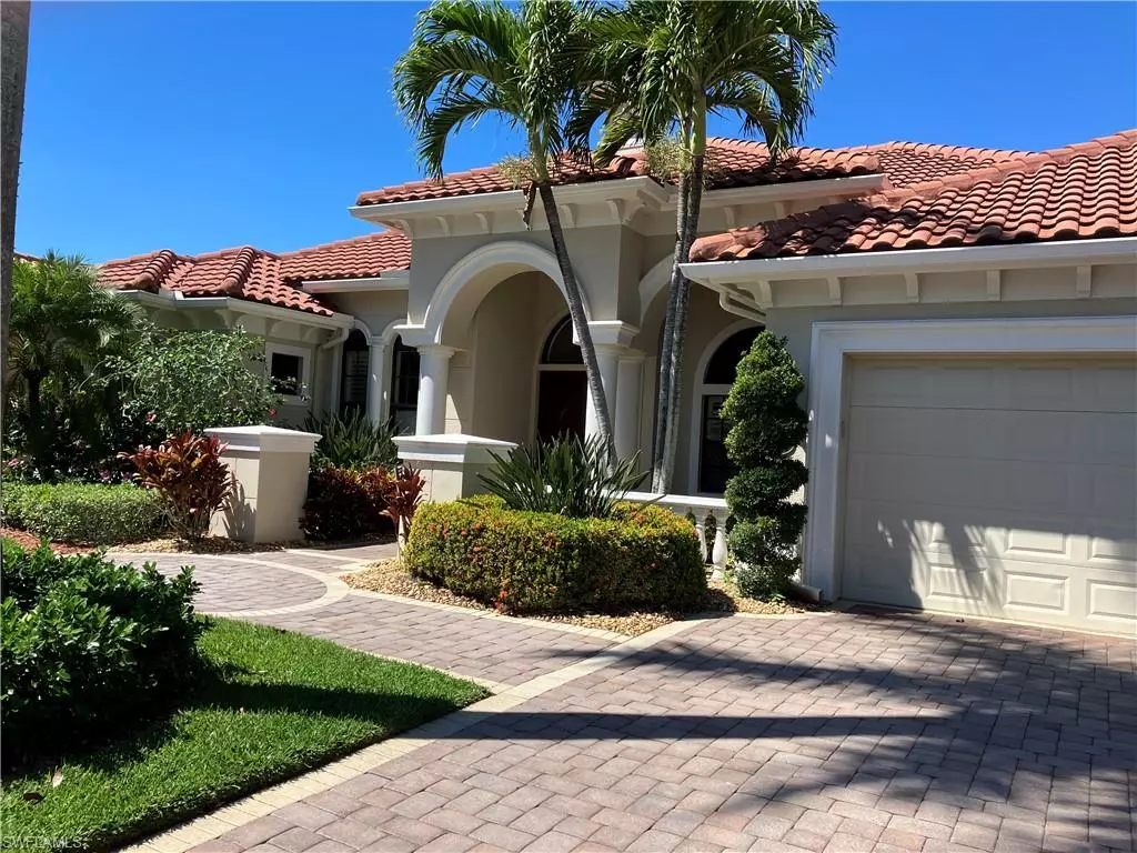 Naples, FL 34104,1015 Tivoli DR